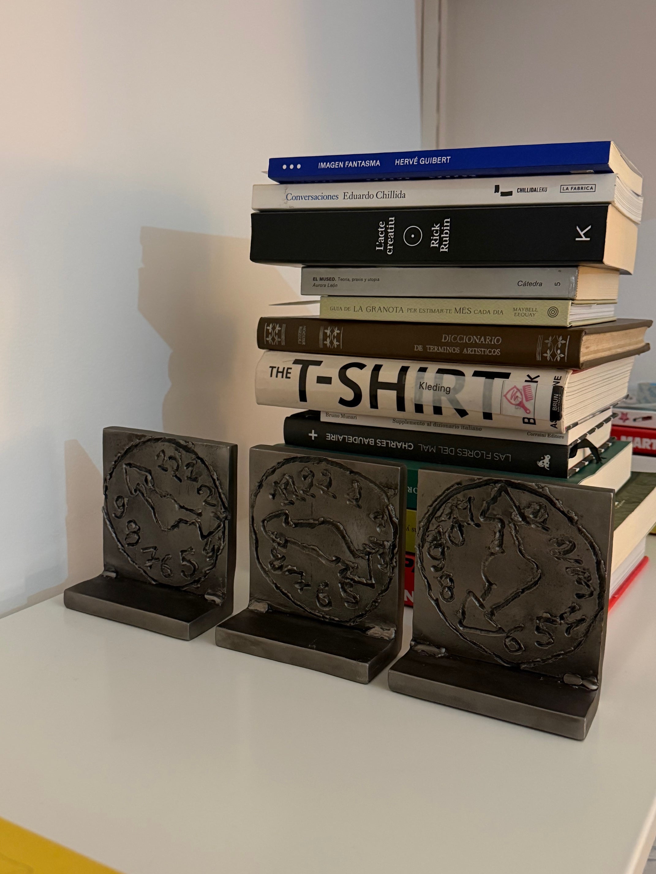 Aguanta llibres temps 7 en punt