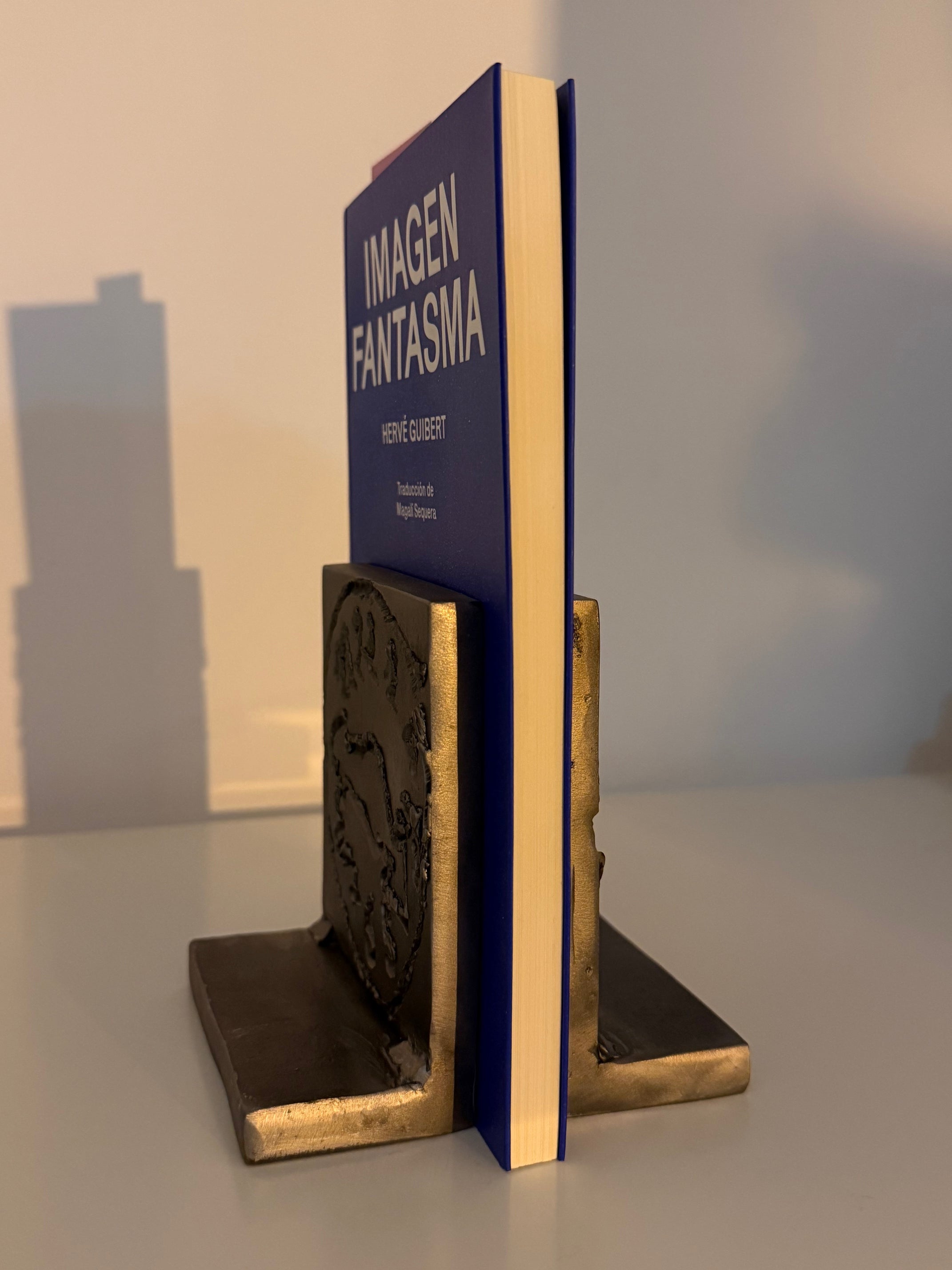 Aguanta llibres temps 7 en punt